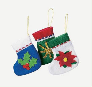 mini_stockings_ornaments.jpg